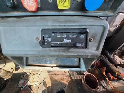 Mack RB688S Heater / AC Temp Control