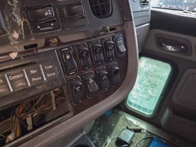 Peterbilt 388 Heater / AC Temp Control