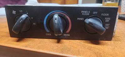 Sterling M8500 Heater / AC Temp Control for a 2002 Sterling M8500 Acterra