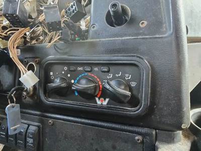 Western Star 4900FA Heater / AC Temp Control