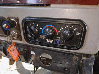 Western Star 4900FA Heater / AC Temp Control for a 2014 Western Star 4900 FA