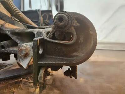 Peterbilt 379 Hood Hinge