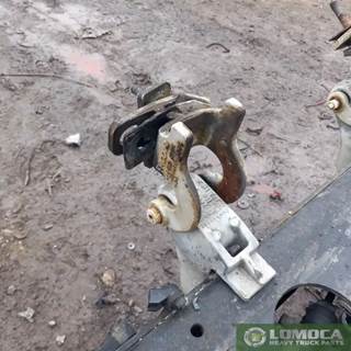 Peterbilt 579 Hood Hinge