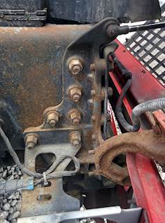 Volvo VNL Hood Hinge