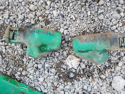 Freightliner Cascadia 125 Hood Part