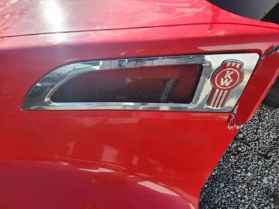 Kenworth T680 Hood Part