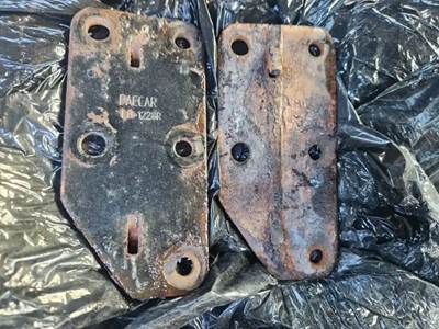 Kenworth T800 Hood Support