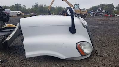 Freightliner Cascadia 125 Hood