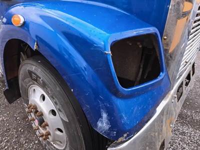 Freightliner Coronado 122 SD Hood for a 2019 Freightliner 122SD