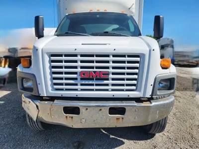 2007 GMC C7500 Hood with Accessories