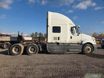 International LF687 Hood for a 2016 International Prostar LF687