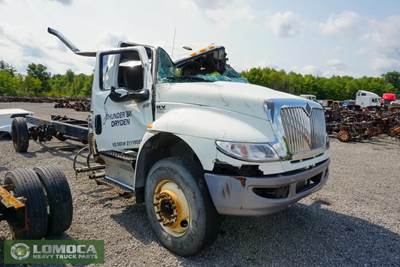 International MV607 Hood