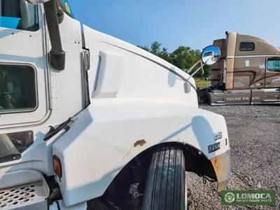Kenworth T600 Hood
