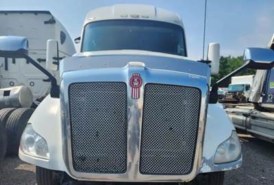 Kenworth T680 Hood