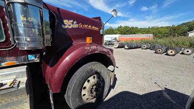 2014 Kenworth W900 Short Hood with Grille and Headlamps