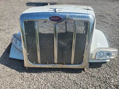 Peterbilt 567 Hood