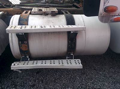 Freightliner FLD120 Classic Hydraulic Tank for a 2004 Freightliner Classic 120