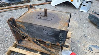 Mack Granite CT713 Hydraulic Tank for a 2007 Mack CT713