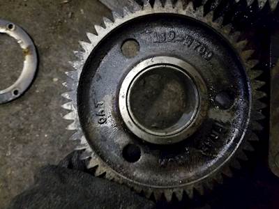 Caterpillar C15 Idler Gear for a 2006 Peterbilt 378