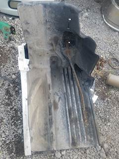 Freightliner Cascadia 125 Inner Fender