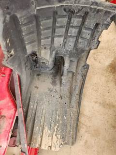 Freightliner Cascadia 126 Inner Fender