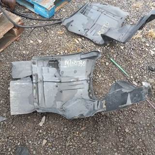 Mitsubishi FE85D Inner Fender