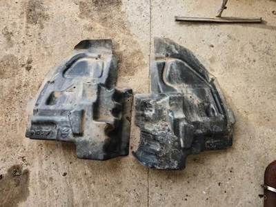 Peterbilt 579 Inner Fender