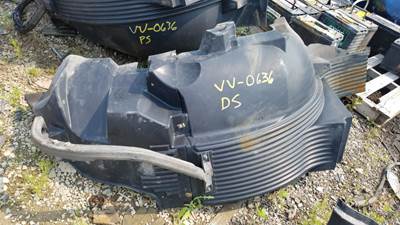 Volvo VNL Inner Fender