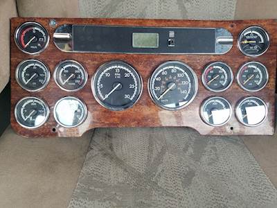Freightliner Cascadia 125 Instrument Panel Cluster