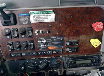 Freightliner Century Class 120 Instrument Panel Cluster for a 2007 Freightliner CST120