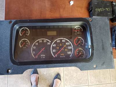 Freightliner Cascadia 125 Instrument Panel Cluster