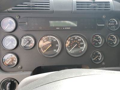 Freightliner Cascadia 125 Instrument Panel Cluster