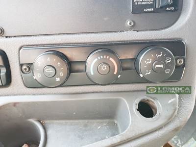 Freightliner Cascadia 125 Instrument Panel Cluster