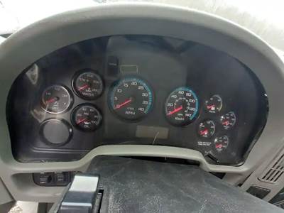International 4400 Instrument Panel Cluster