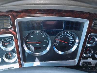 Kenworth T800 Instrument Panel Cluster