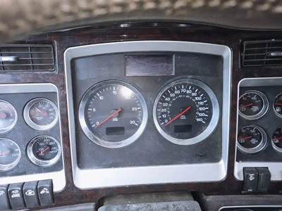 Kenworth W900 Instrument Panel Cluster