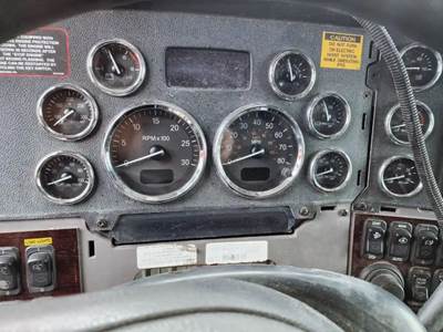 Peterbilt 389 Instrument Panel Cluster