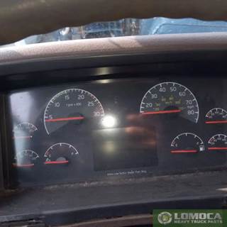 Volvo VNL Instrument Panel Cluster