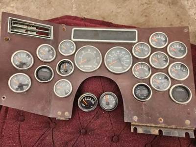 Western Star 4900FA Instrument Panel Cluster