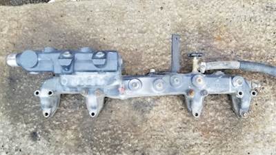 Mack AI 460 Intake Manifold for a 2005 Mack CV713 Granite