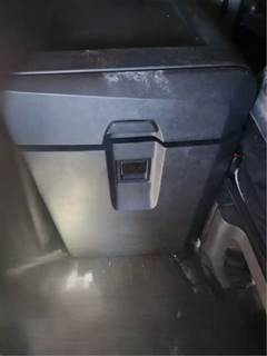 2019 Freightliner Cascadia 126 Built-In Refrigerator