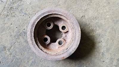 Isuzu 4HE1XS Interior Part for a 2001 GMC W5500