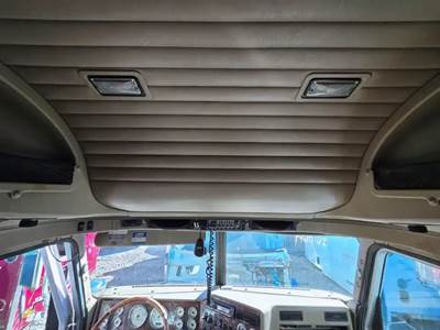 International 9900i Interior Part