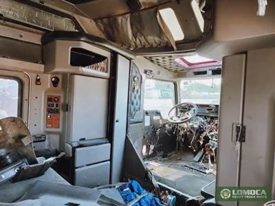 Kenworth T600 Interior Part for a 2009 Kenworth T660