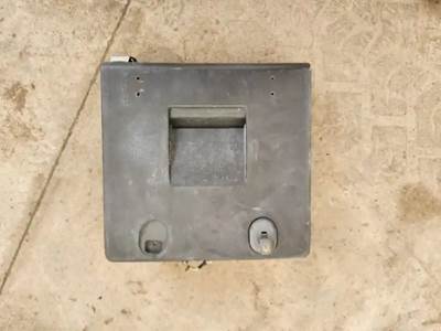 2009 Kenworth T660 Console / CV Radio Holder Panel, Part # 2-INJ-387-000