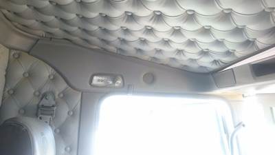 Kenworth T800 Interior Part