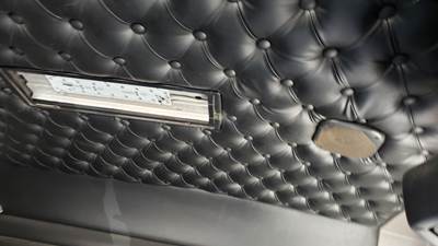 Kenworth T800 Interior Part