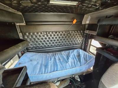 Kenworth T800 Interior Part