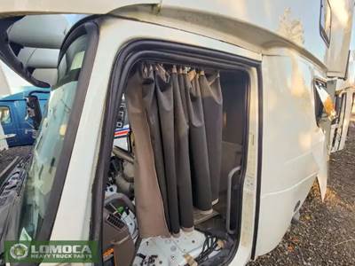 Volvo VNL Interior Part