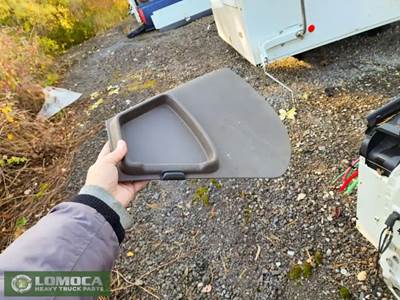 Volvo VNL Interior Part